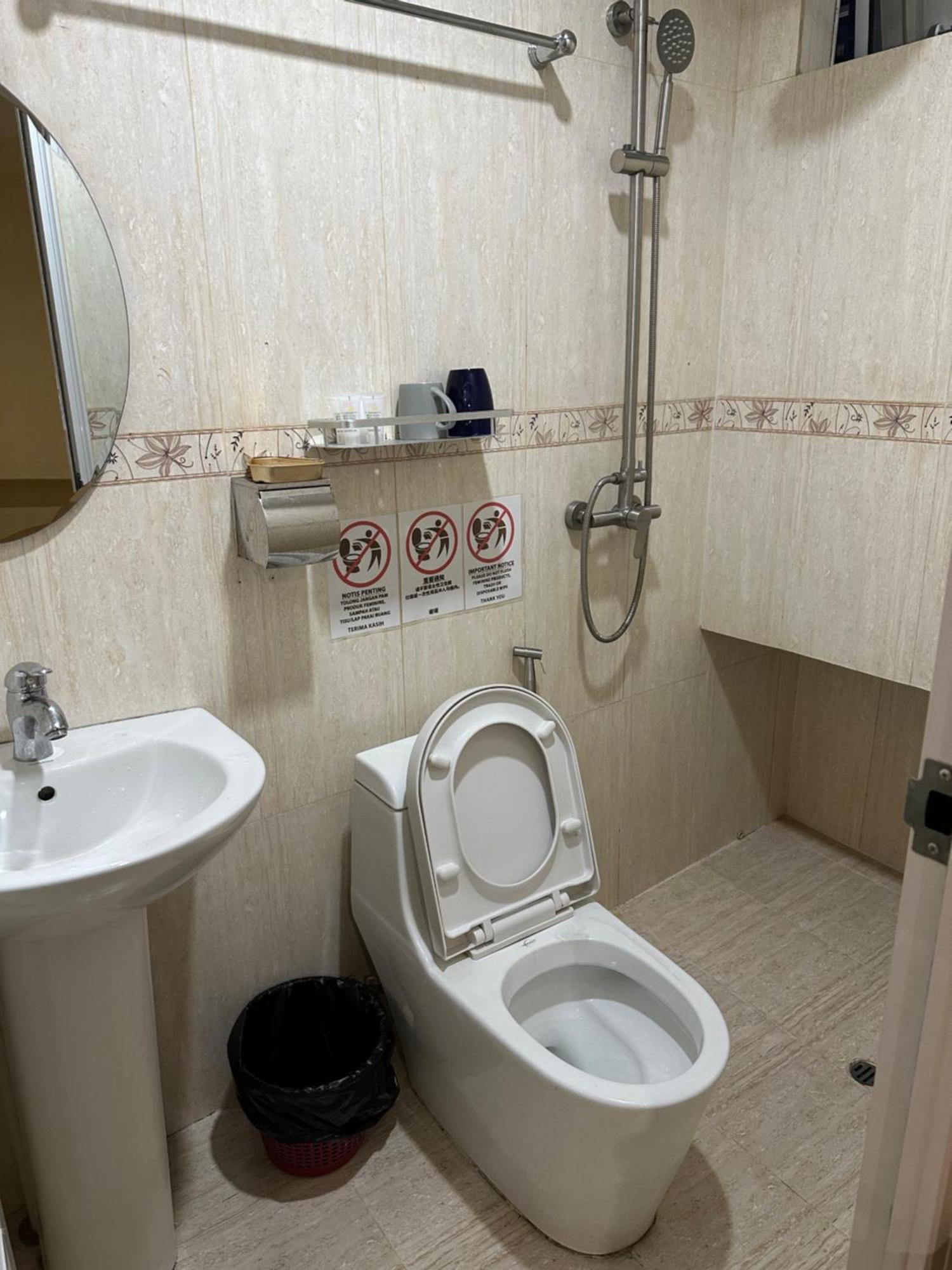 Hk Inn Hua Kiew Inn Miri Zewnętrze zdjęcie